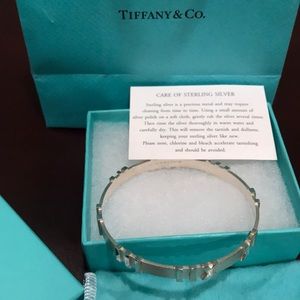 TIFFANY & CO ATLAS BANGLE
